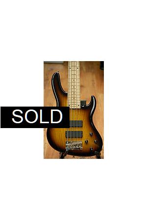 Sadowsky Metro M5-24 in 59 Burst w/VTC Sadowsky Metro M5-24 in 59 Burst w/VTC